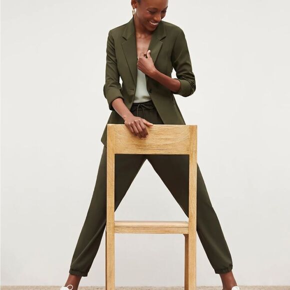 M.M LAFLEUR The Delaney Jogger - OrigamiTech Olive XS NWT in packaging - Picture 9 of 14